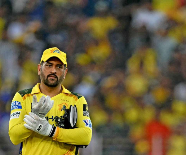 ധോണി കളത്തിൽ ഉണ്ടാകും! 2026-ലും വിരമിക്കില്ല; സി.എസ്.കെ സി.ഇ.ഒ