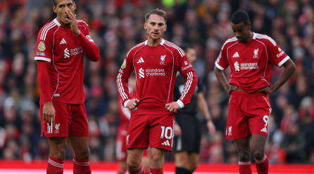 ഒരേ ദിവസം രണ്ട് വമ്പന്മാരുടെ വീഴ്ച: എലൈറ്റ് ഗ്രൂപ്പിൽ ഇനി ആർസനലിന്റെ കാലം വരുമോ?