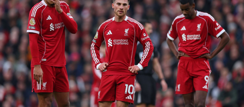 ഒരേ ദിവസം രണ്ട് വമ്പന്മാരുടെ വീഴ്ച: എലൈറ്റ് ഗ്രൂപ്പിൽ ഇനി ആർസനലിന്റെ കാലം വരുമോ?